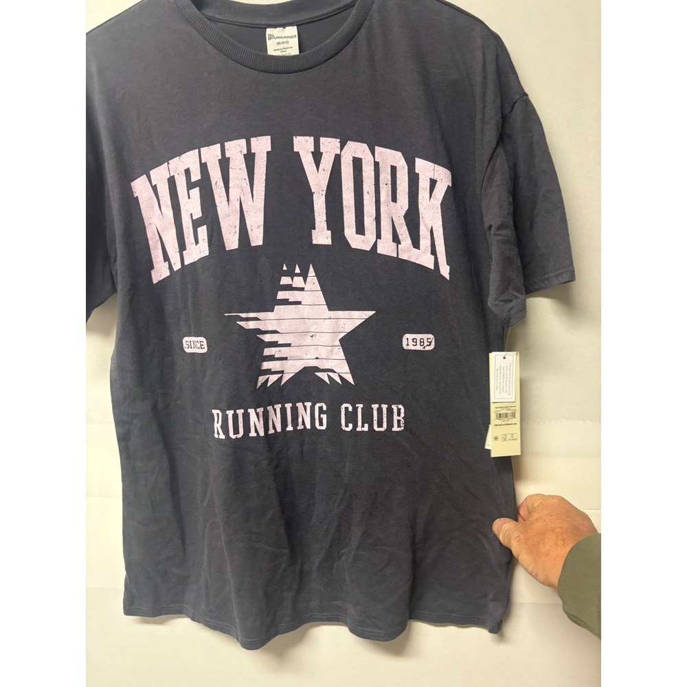 No Boundaries New York Running Club Graphic Tee Charcoal Grey Pink XS 0-2 NWT